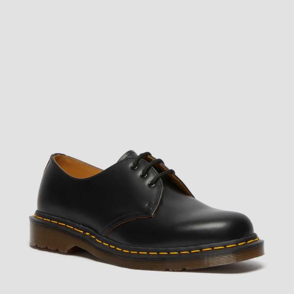 MADE IN ENGLAND Dr. Martens Oxford Shoes